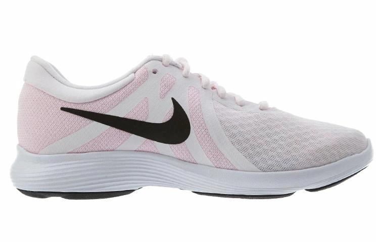 Nike REVOLUTION 4