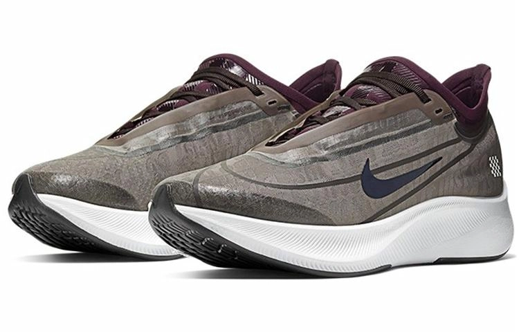 Nike Zoom Fly 3