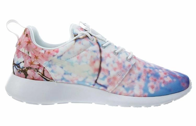 Nike Roshe One "Cherry Blossom Pack"