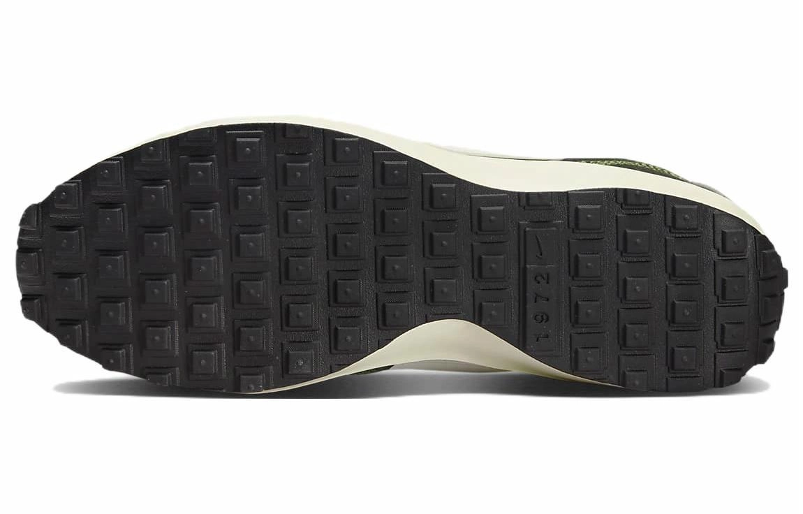 Nike Waffle Debut