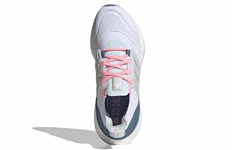 adidas Ultraboost 22
