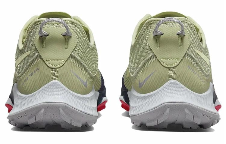 Nike Air Zoom Terra Kiger 8