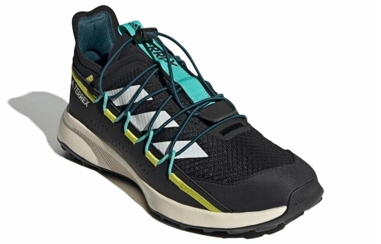 adidas Terrex Voyager 21
