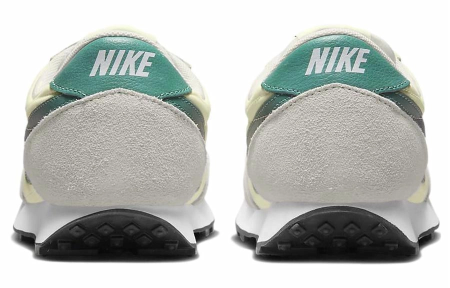 Nike Daybreak