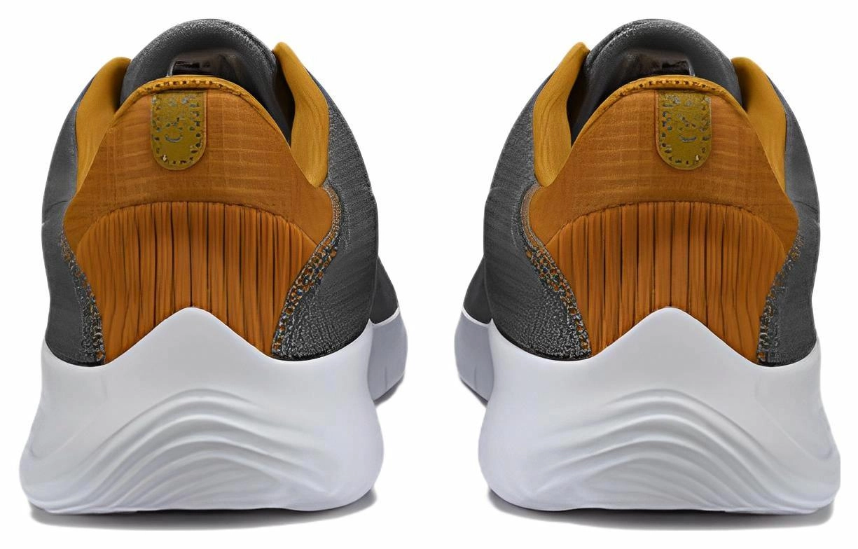 Nike Flex Experience Run 11 Extra Wide