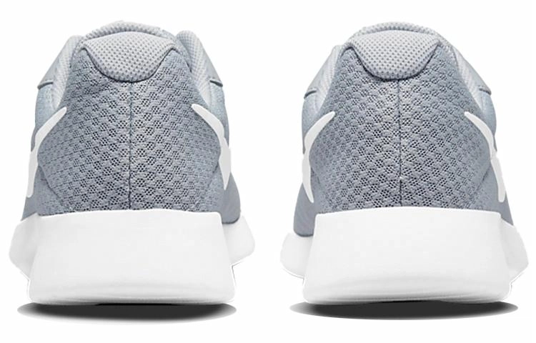 Nike Tanjun