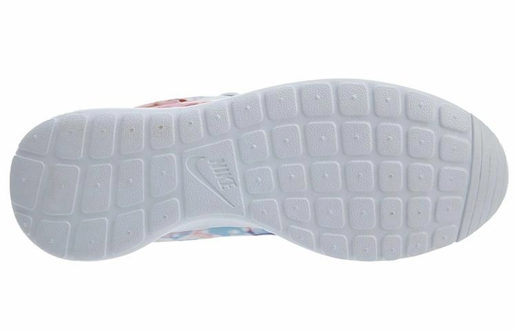 Nike Roshe One "Cherry Blossom Pack"