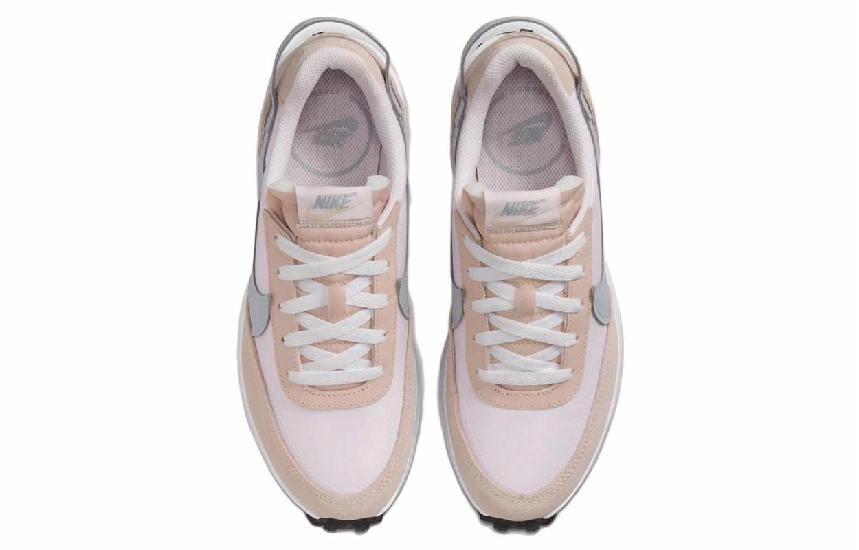 Nike Waffle Debut