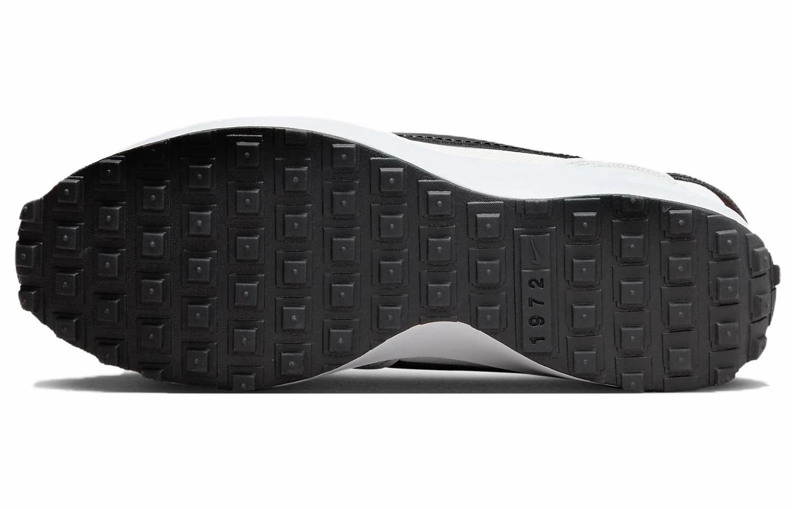 Nike Waffle Debut