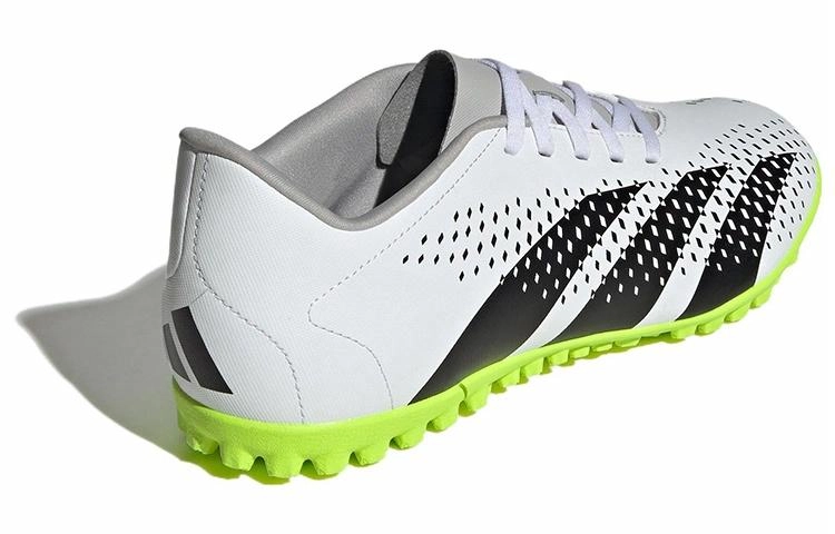 adidas Predator Accuracy.4 PU