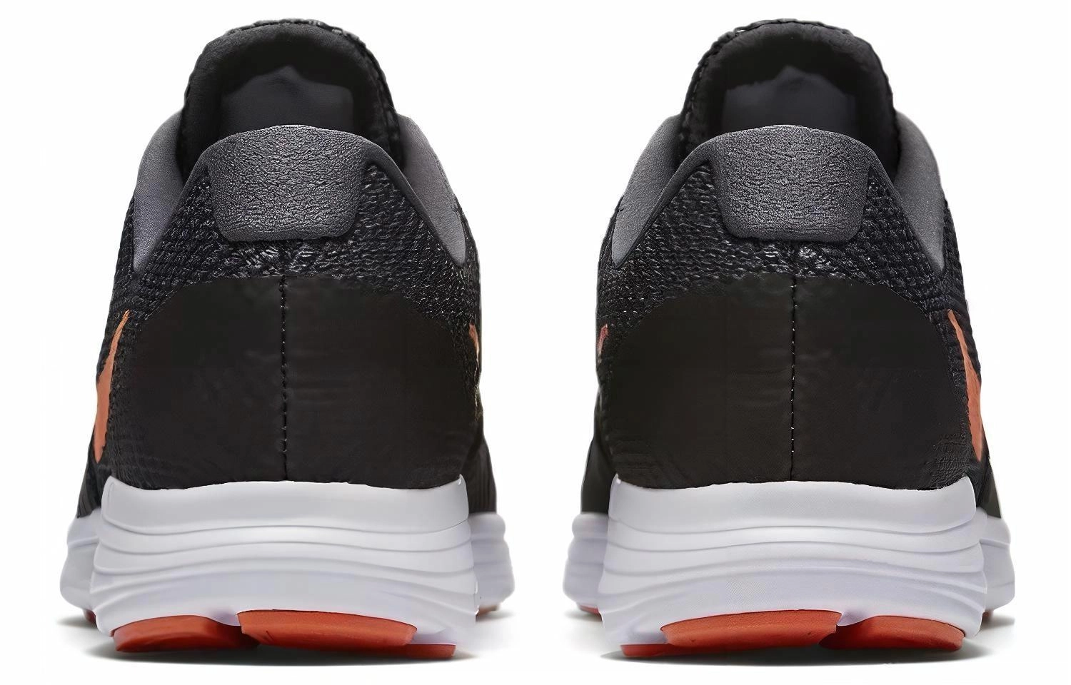 Nike REVOLUTION 3