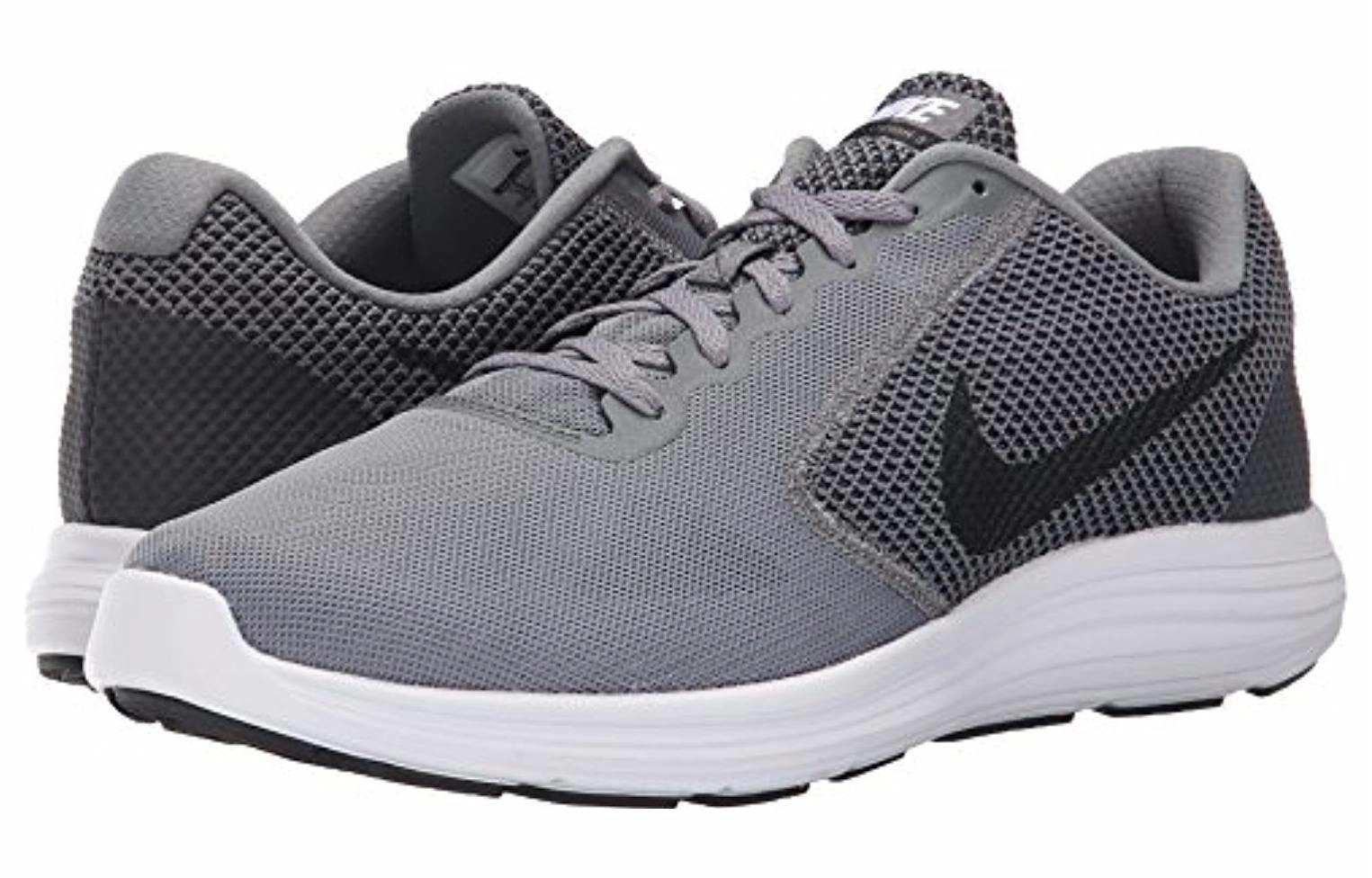 Nike REVOLUTION 3