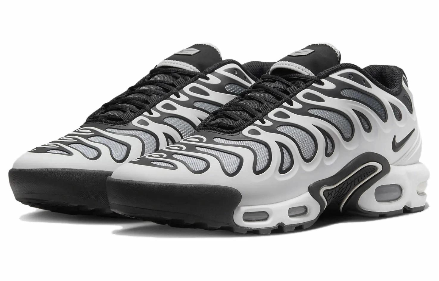 Nike "Air Max Plus Drift"