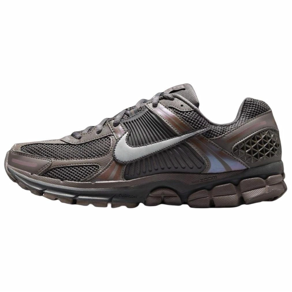 Nike Air Zoom Vomero 5 Cave Stone