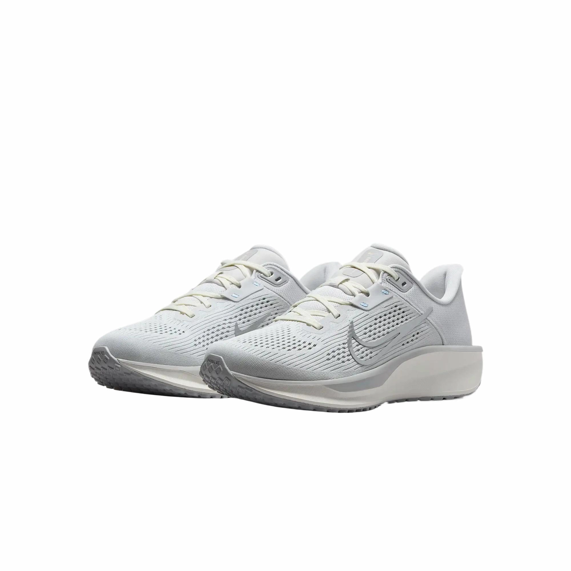 Nike Quest 6
