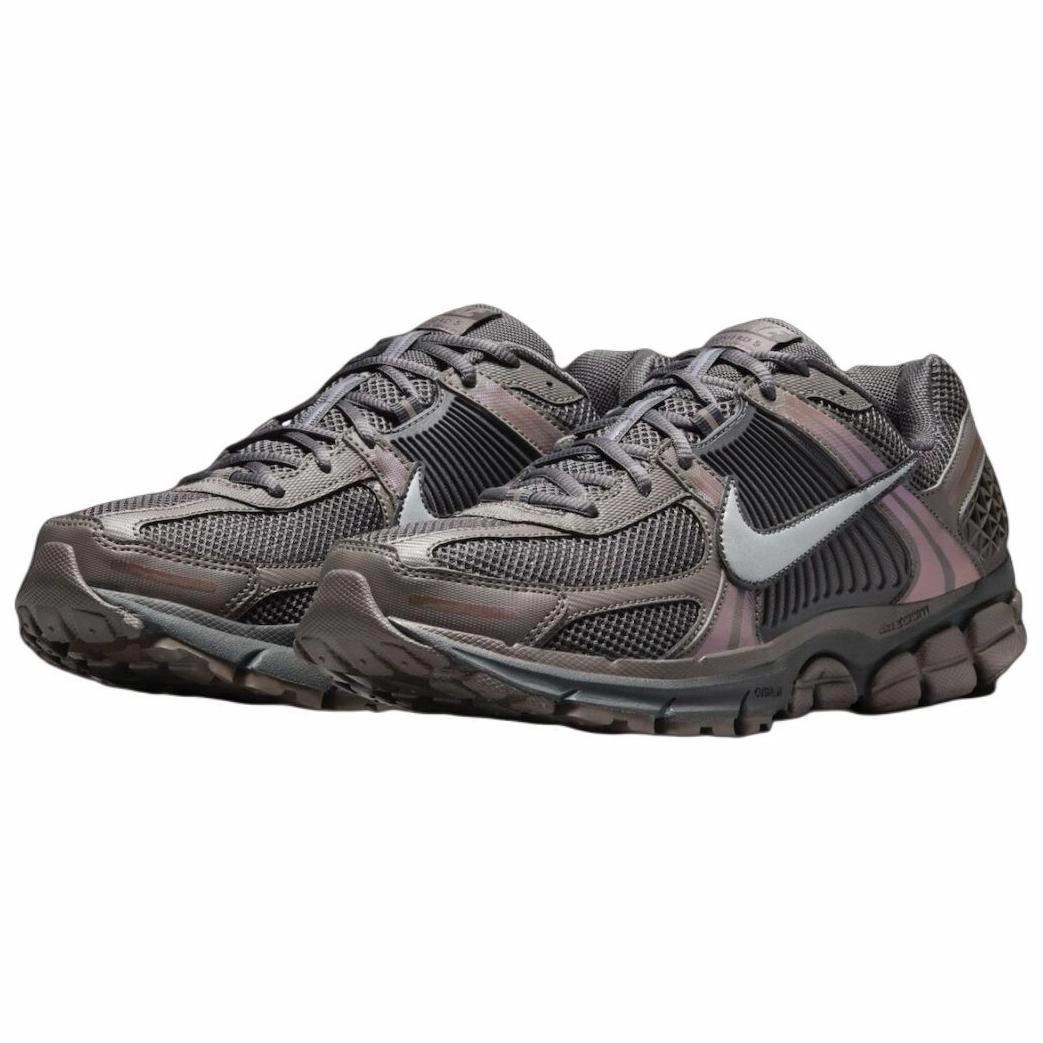 Nike Air Zoom Vomero 5 Cave Stone