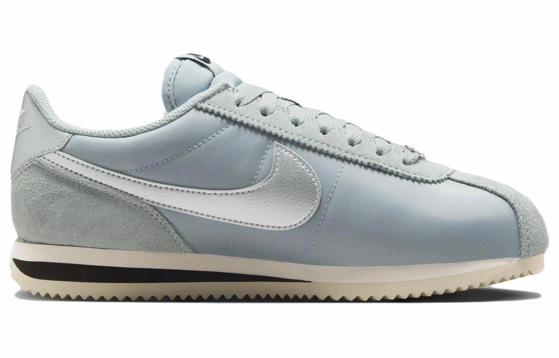 Nike Cortez