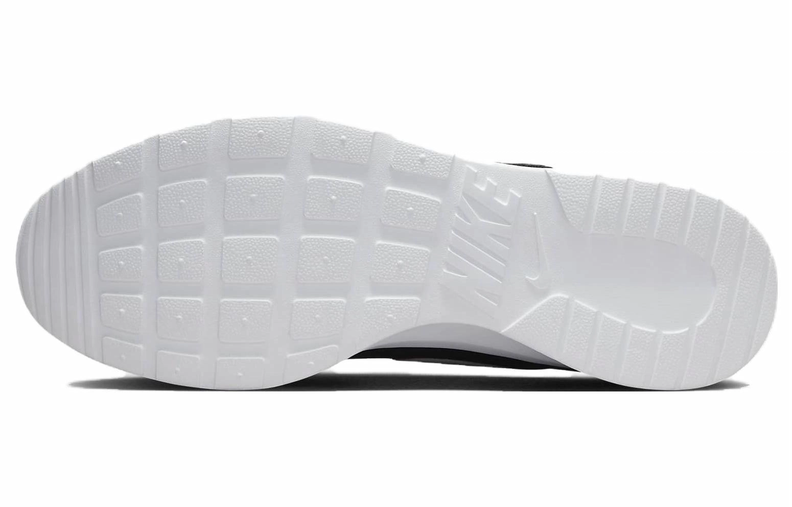 Nike Tanjun FlyEase