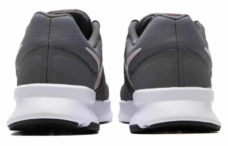 Nike Run Swift 3
