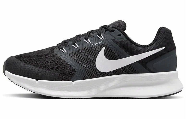 Nike Run Swift 3
