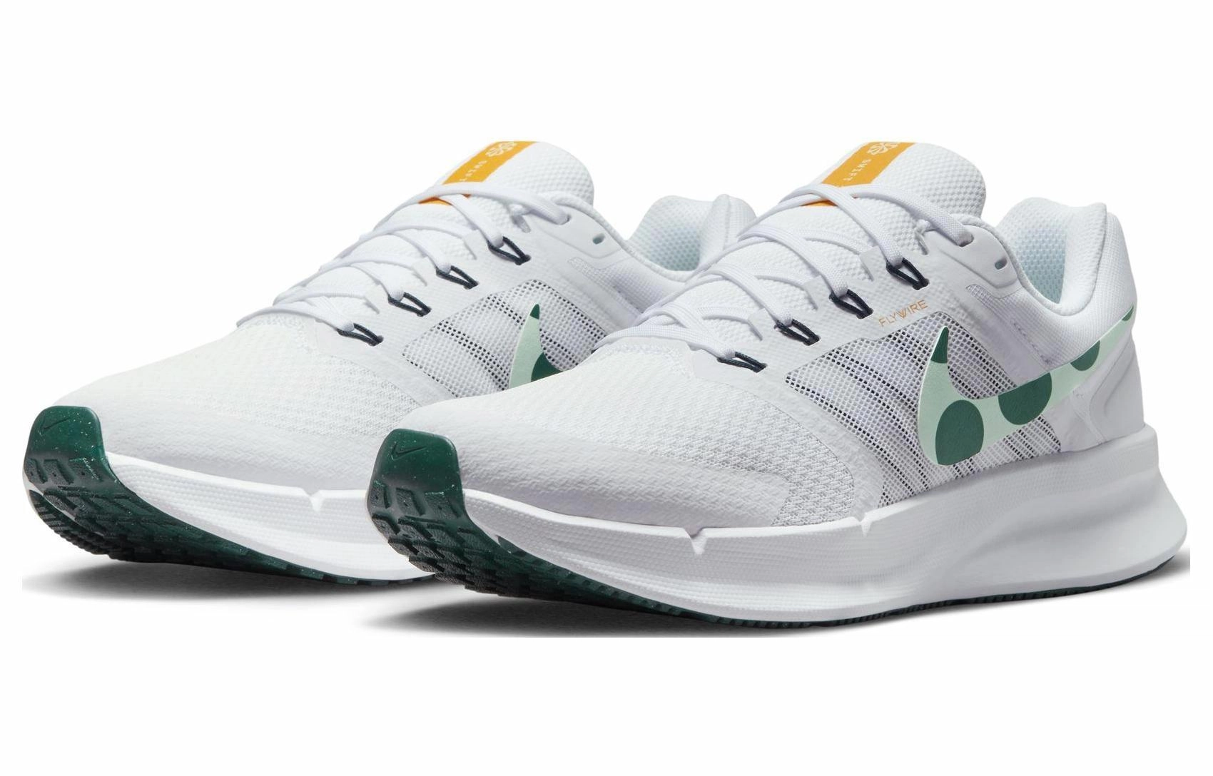 Nike Run Swift 3