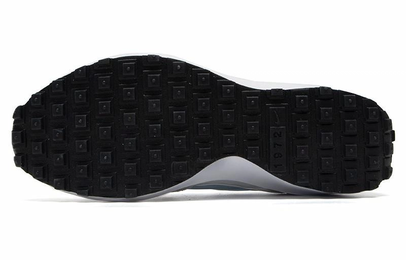 Nike Waffle Debut