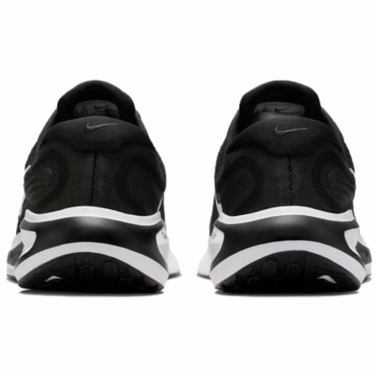 Nike Journey Run 2024