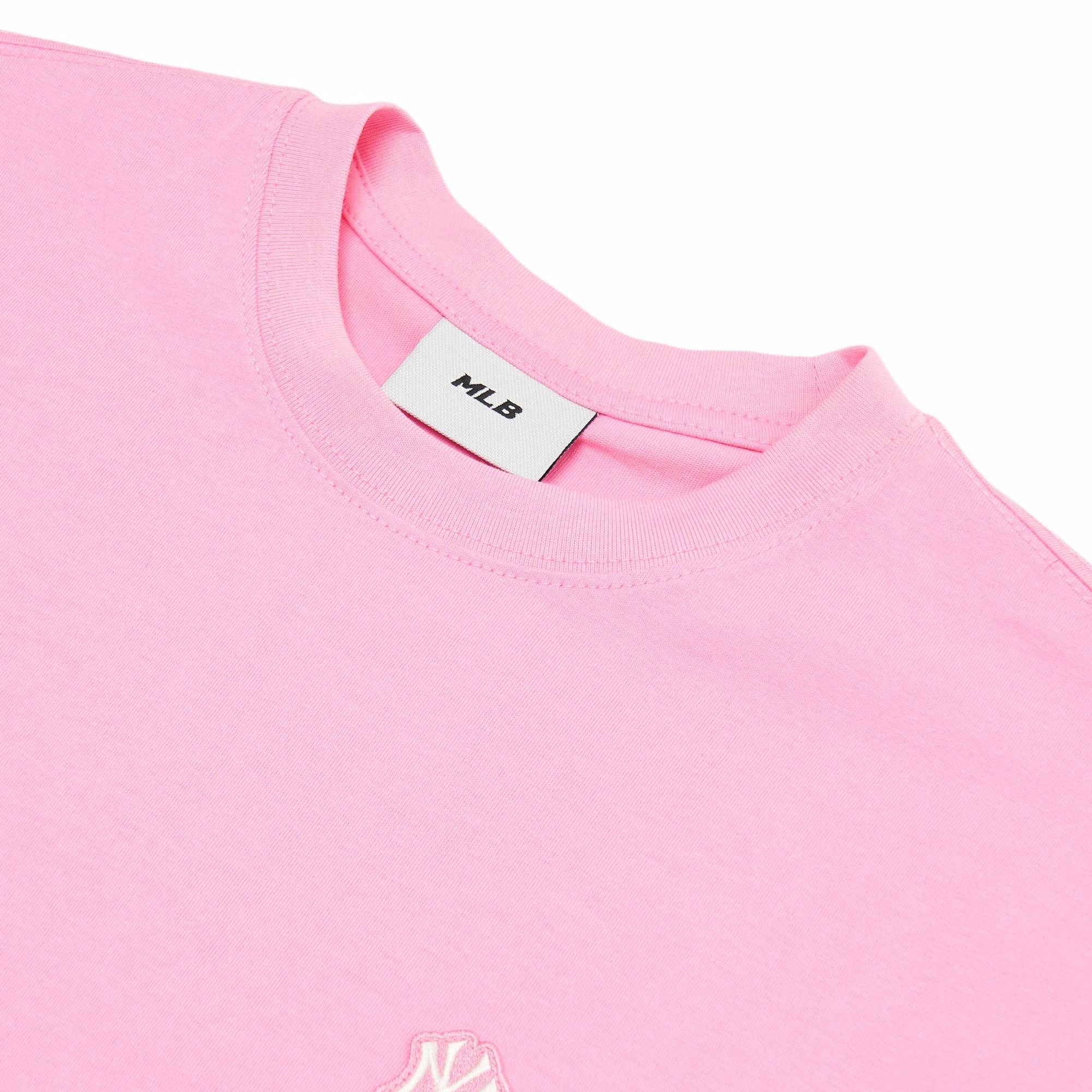 MLB T
