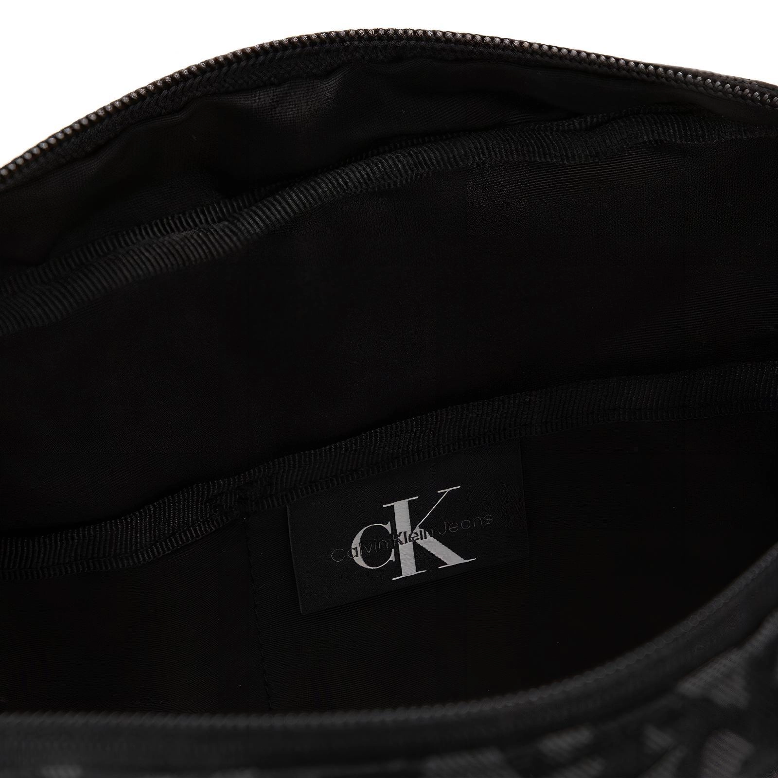 CALVIN KLEIN