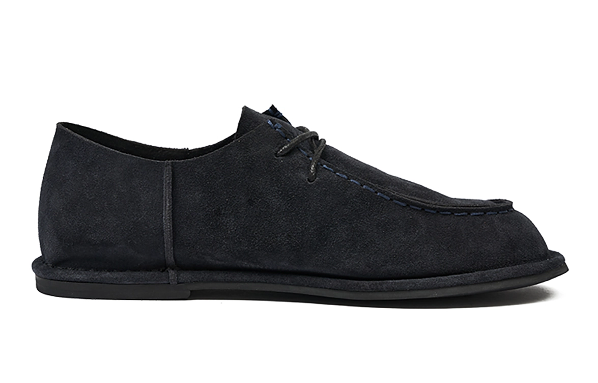 MINNETONKA KANGAROO SHOES
