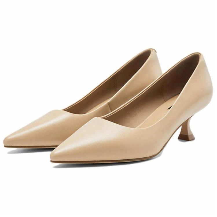 NINE WEST