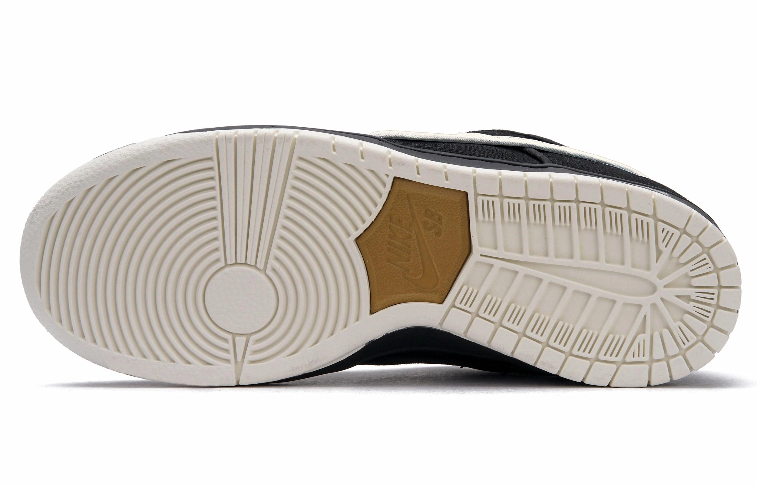 Nike Dunk SB "white hole 2.0"