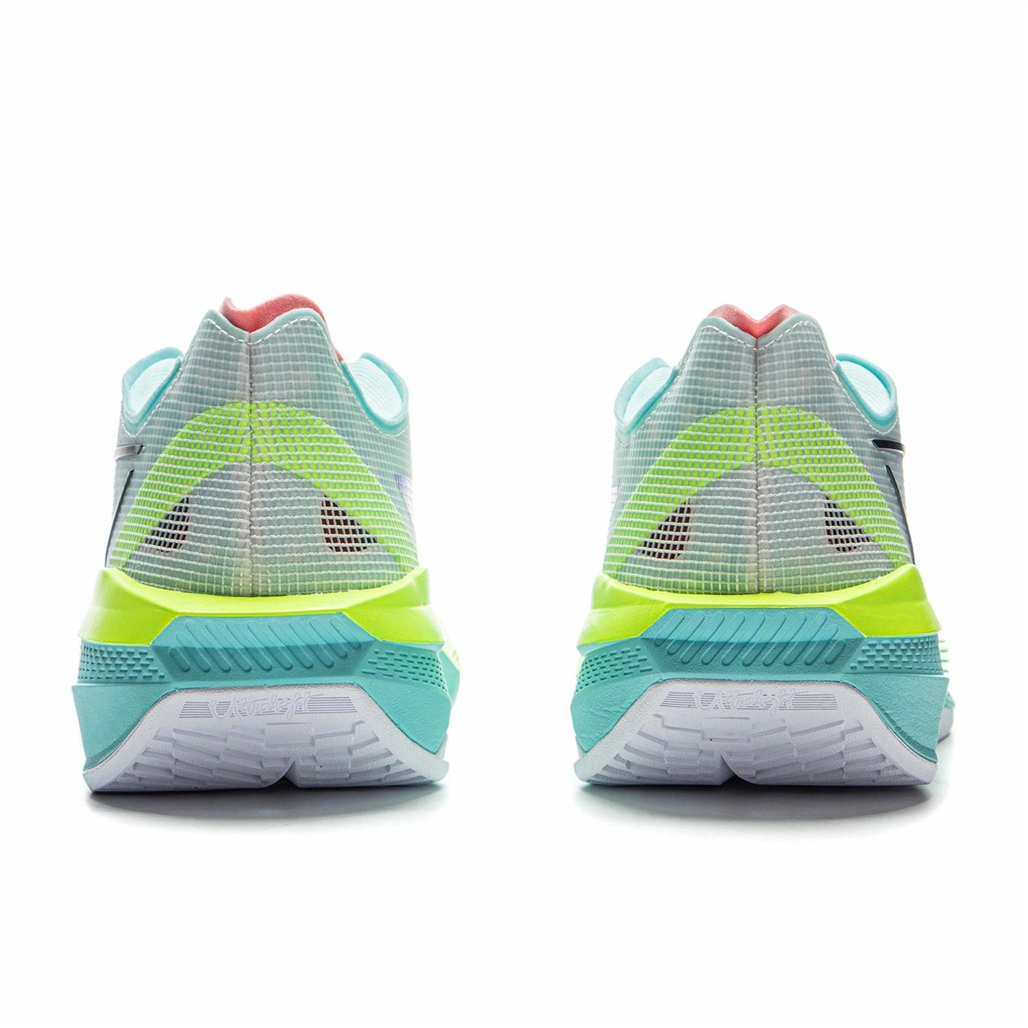 LiNing Ultra Light 2025