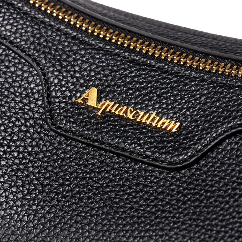 AQUASCUTUM