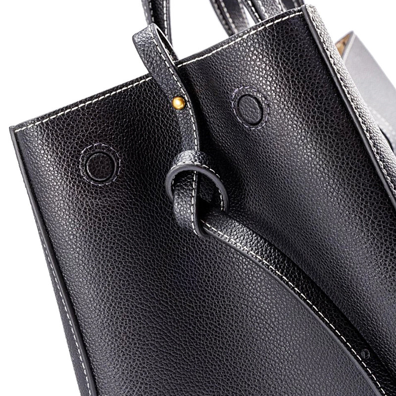 AQUASCUTUM