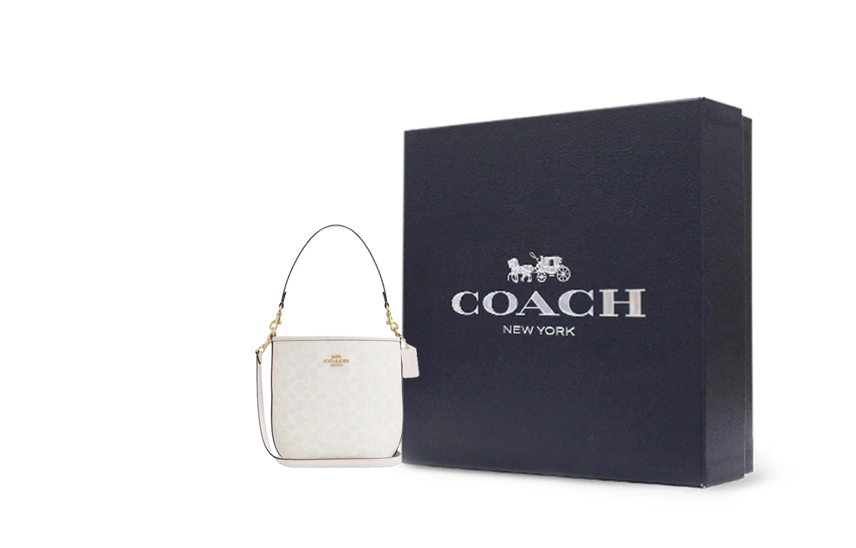 COACH 16 Logo