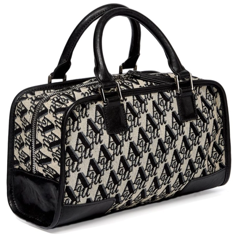 AQUASCUTUM