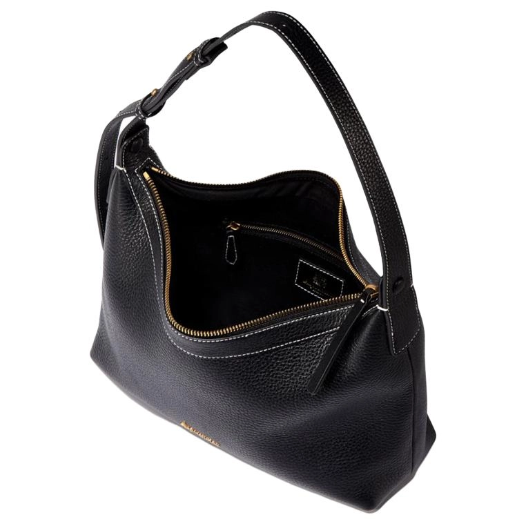 AQUASCUTUM