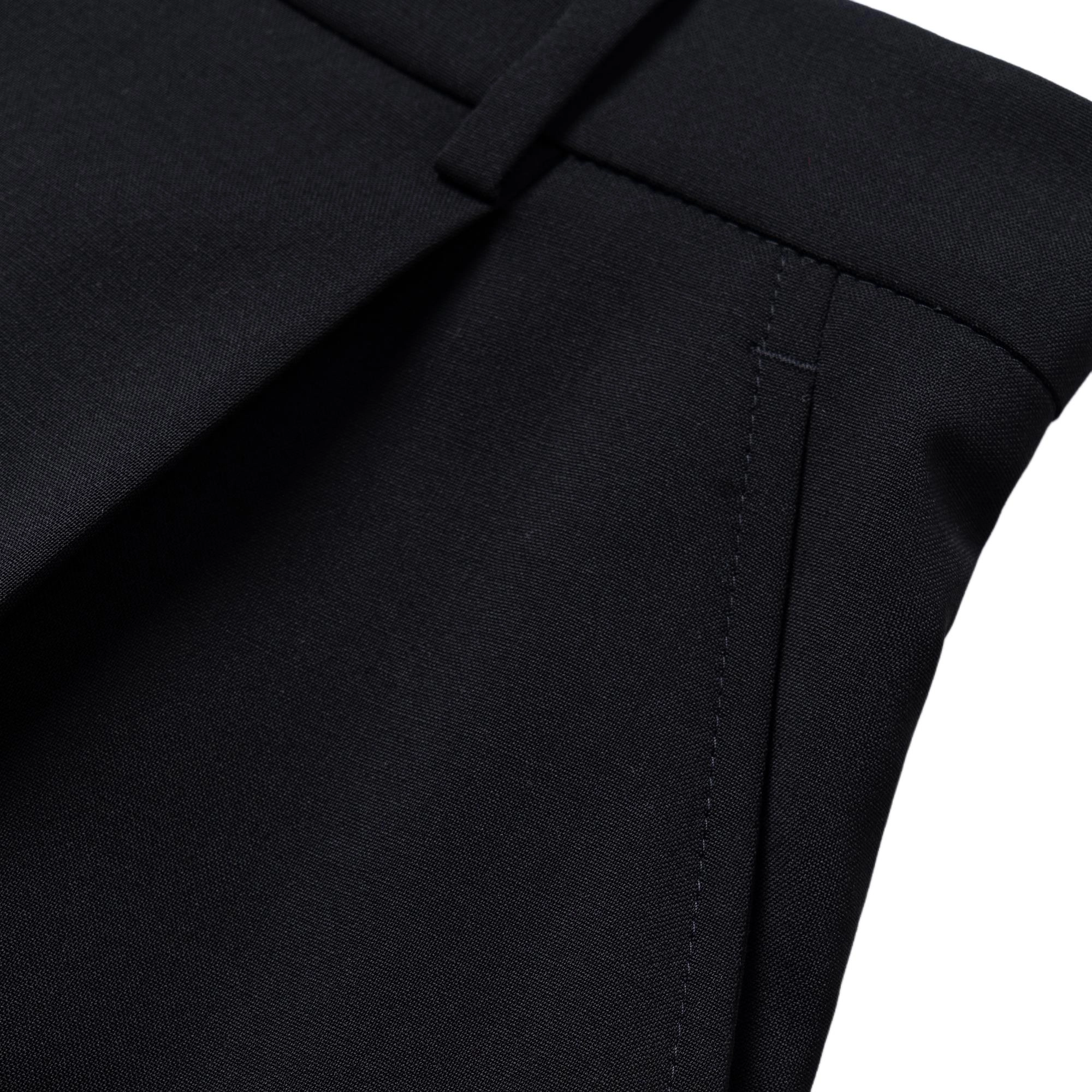 WEEKEND MaxMara Belbo Woollen Cloth Bermuda Shorts