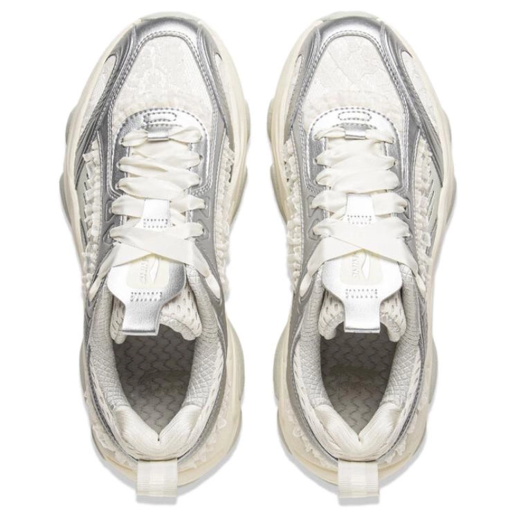 RUNNER