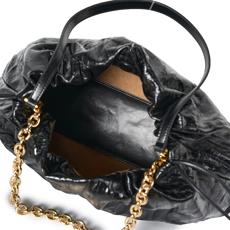 AQUASCUTUM