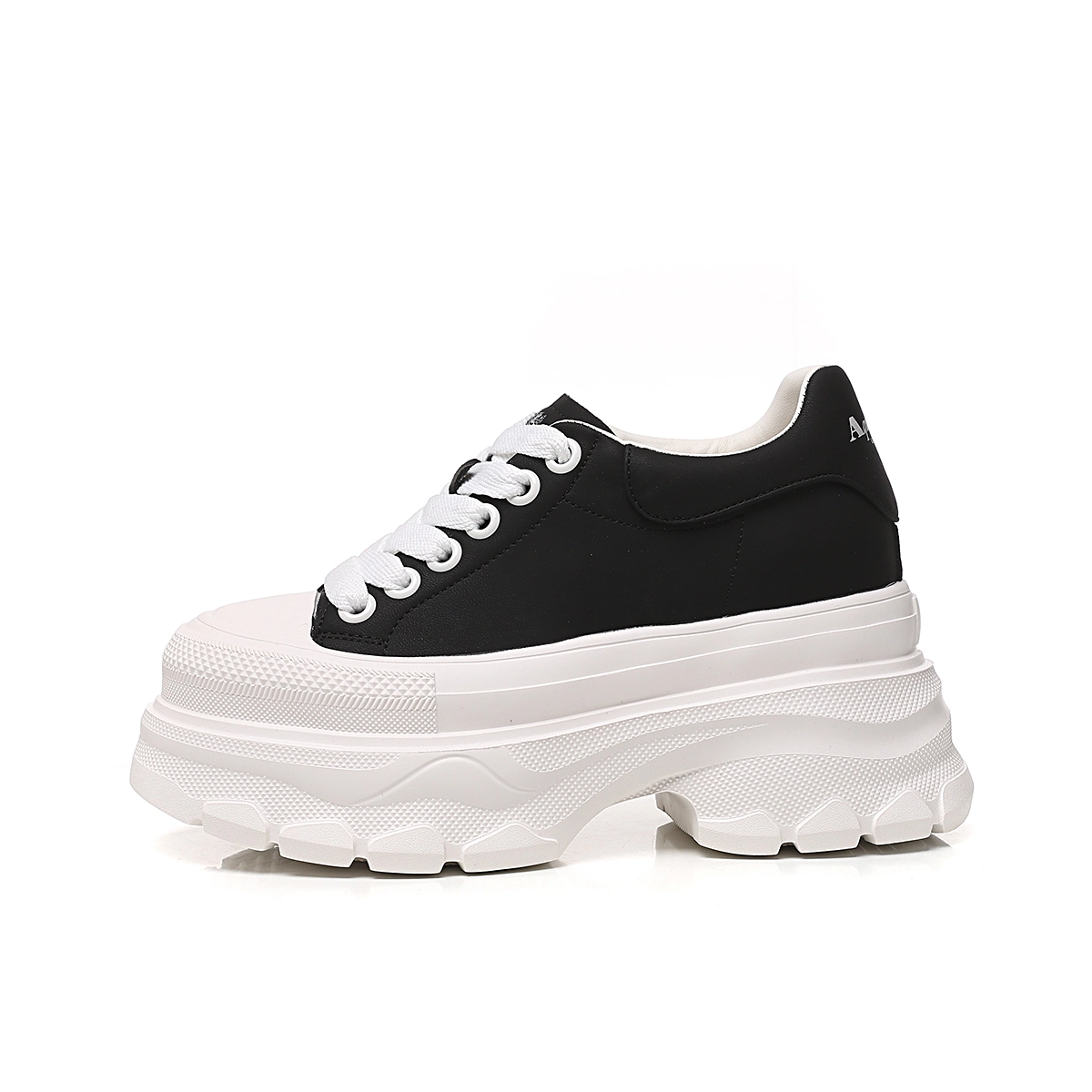 AQUASCUTUM