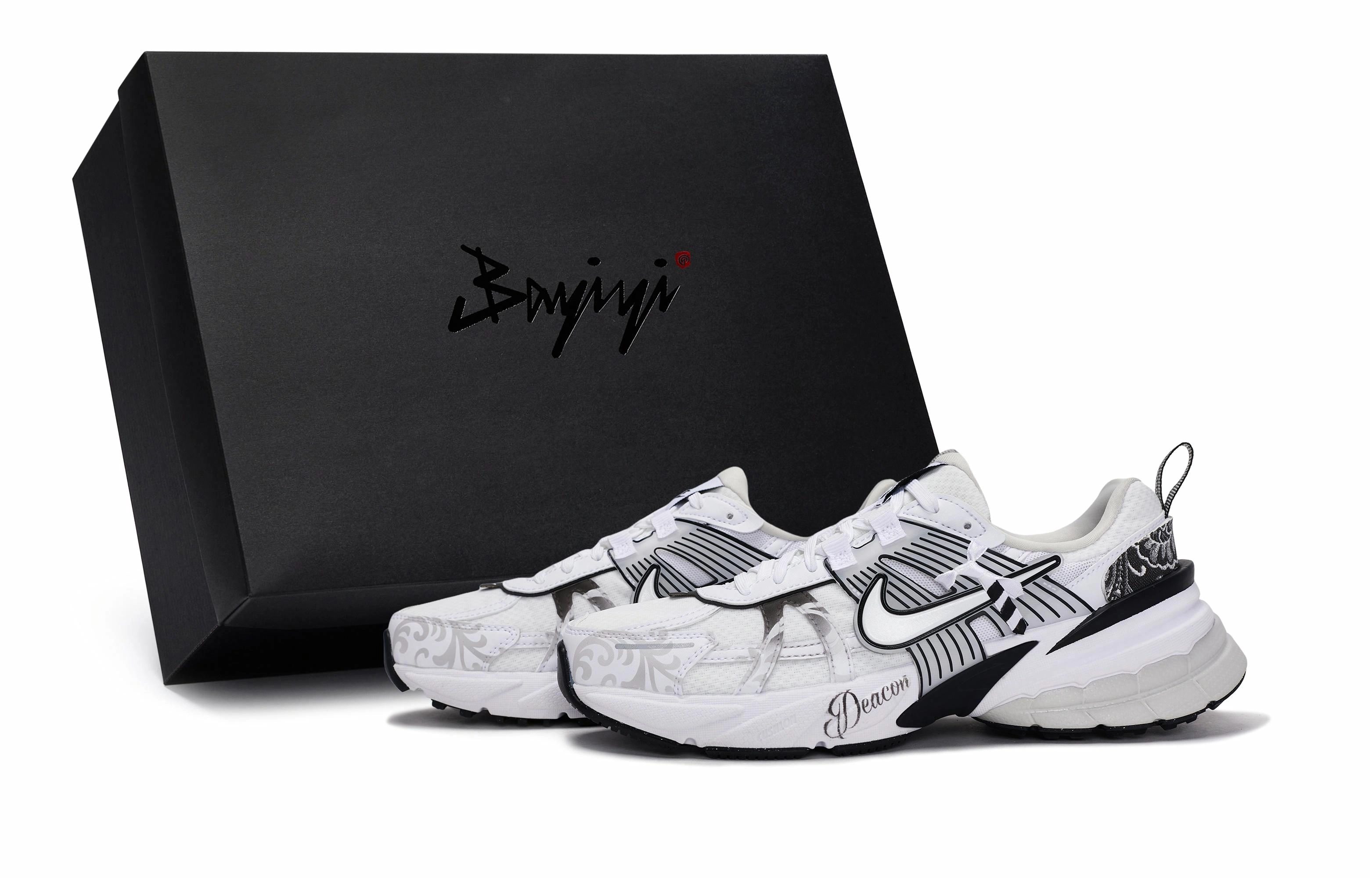 Nike V2K Run 811