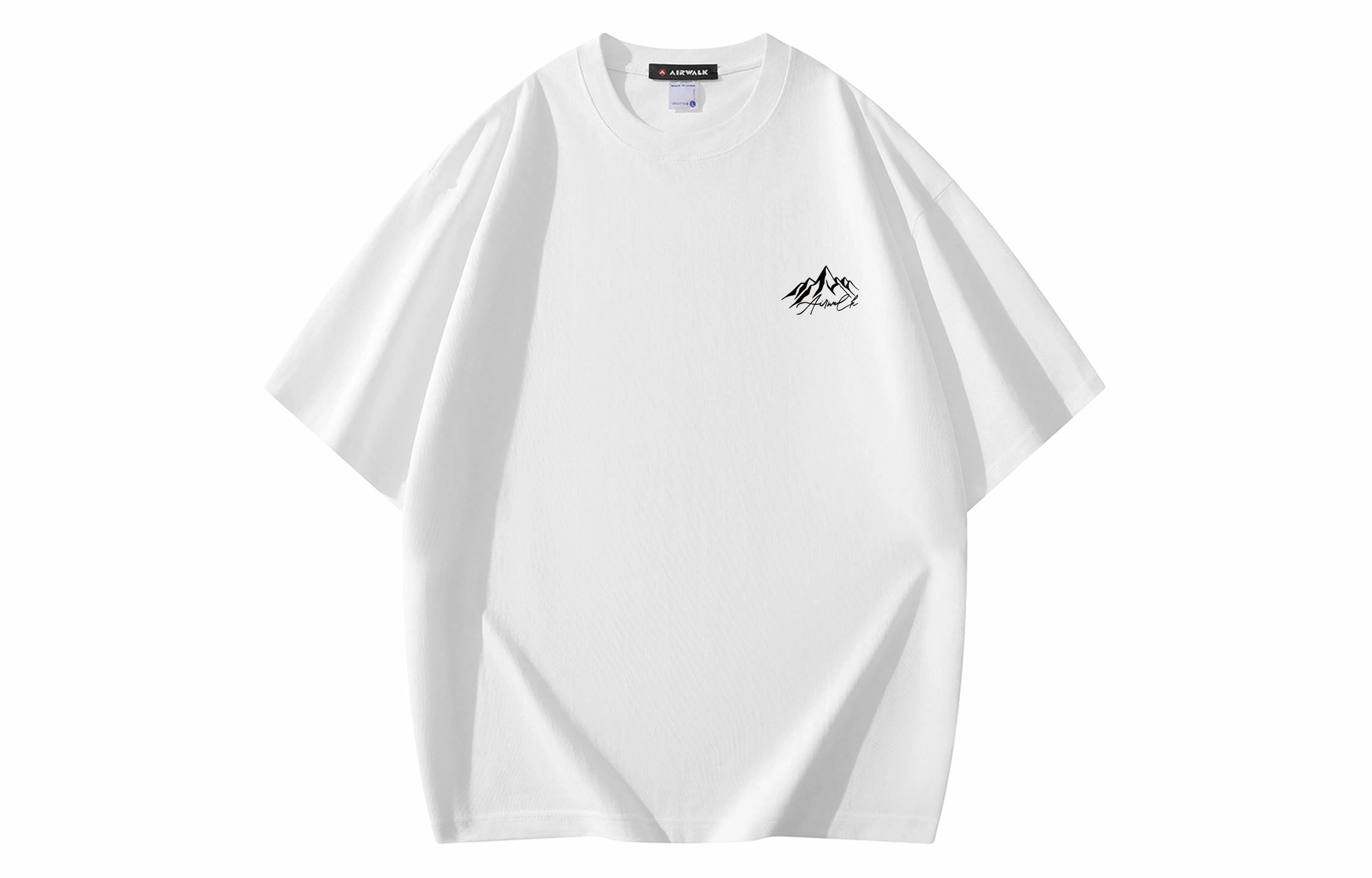Airwalk T