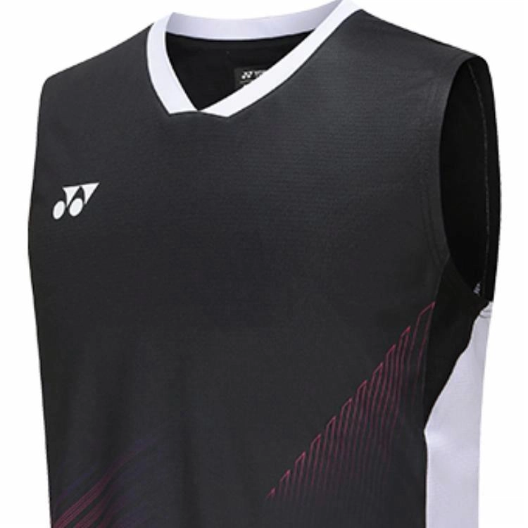YONEX