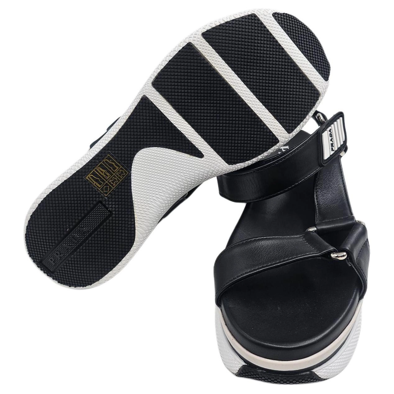PRADA 6.4cm