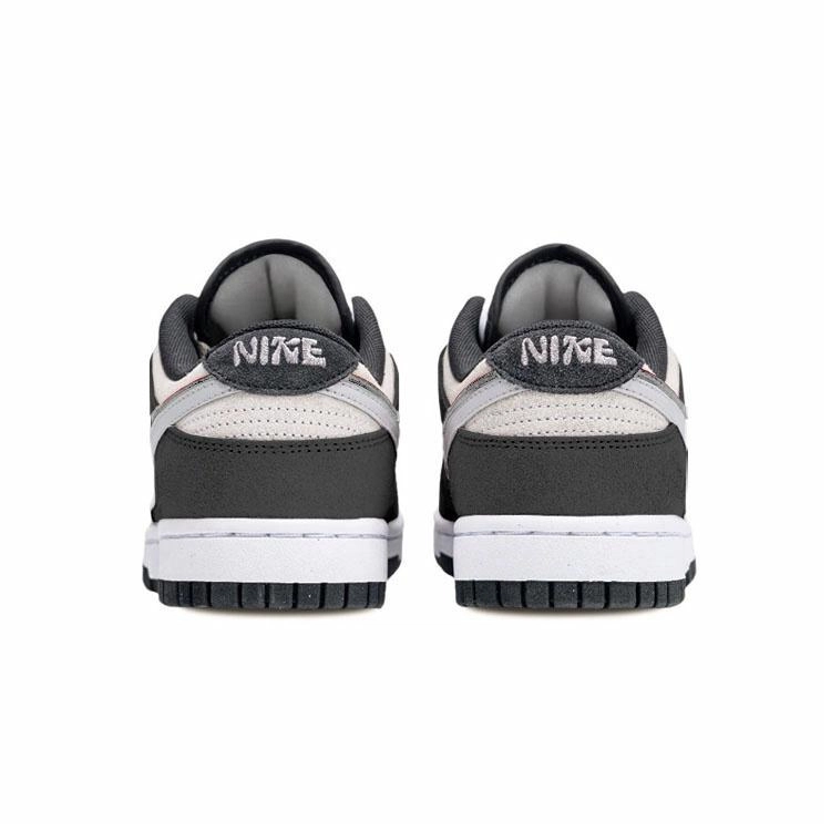 Nike Dunk LowDouble Swoosh