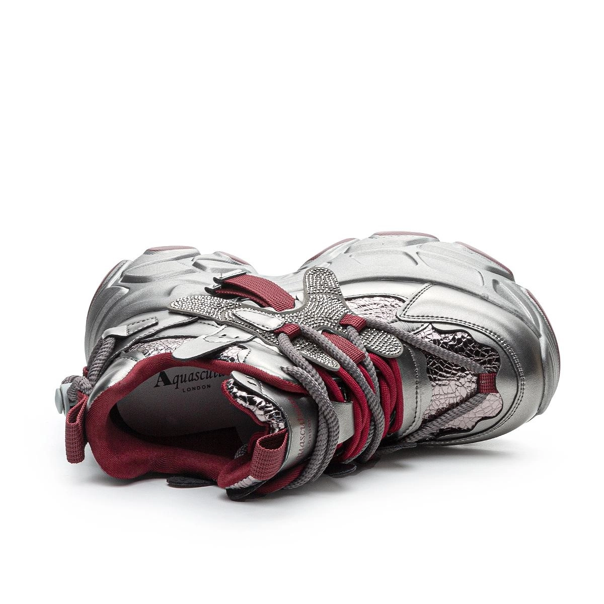 AQUASCUTUM