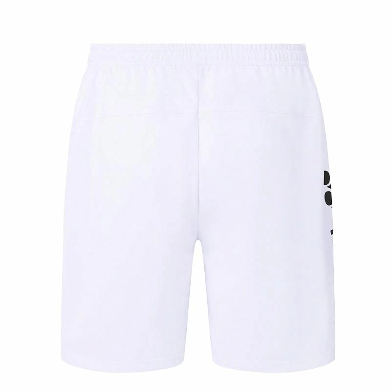 YONEX