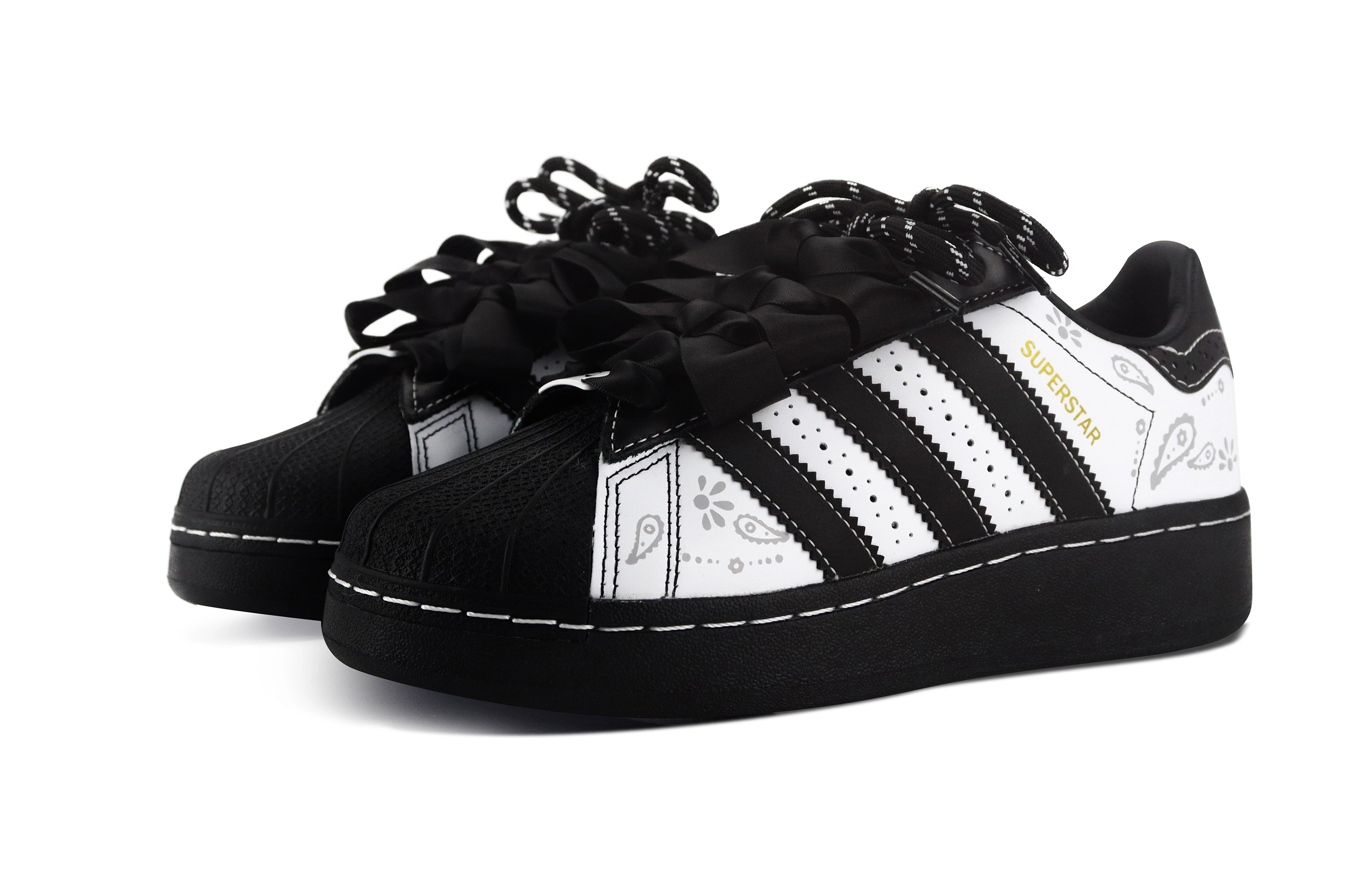 adidas originals SUPERSTAR XLG